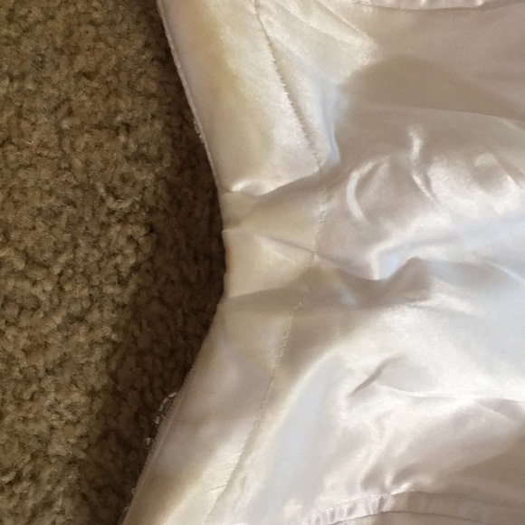 Dress - Picture 7 of 8